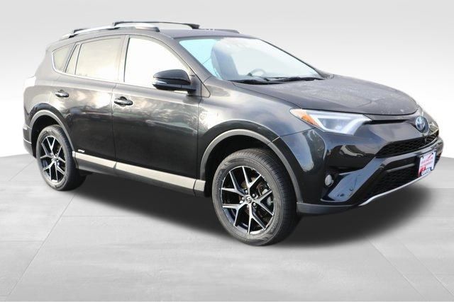 2017 Toyota RAV4 Hybrid SE 15