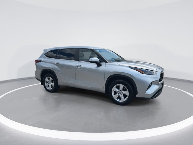 Used 2024 Silver Toyota LE image 9