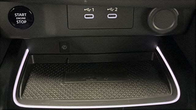 Used 2024 Super Black Nissan Platinum image 34