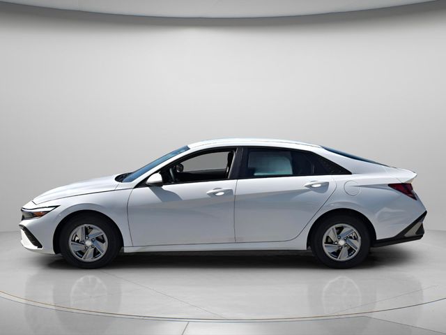 2026 Hyundai Elantra - $22,144