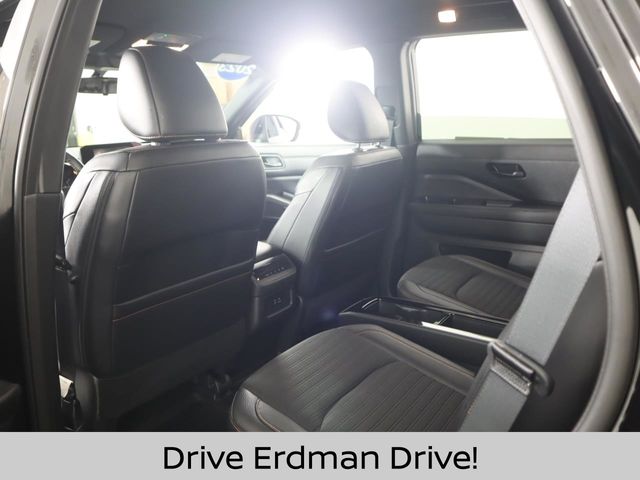 Used 2023 Nissan Pathfinder SUV