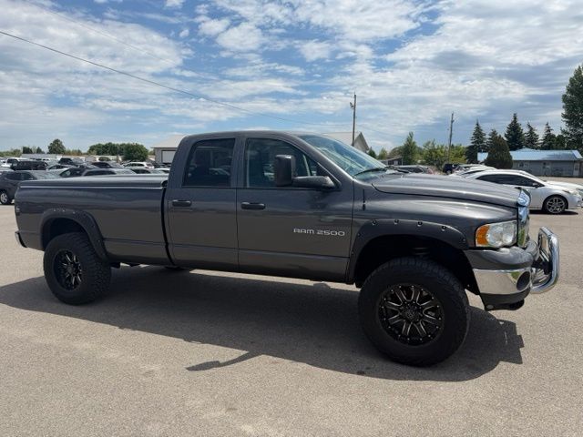 Gray (Graphite Metallic Clearcoat) 2004 Dodge RAM 2500 Pickup Truck Four-Wheel Drive 6-Speed Manual