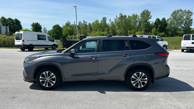 Used 2023 Toyota Highlander SUV