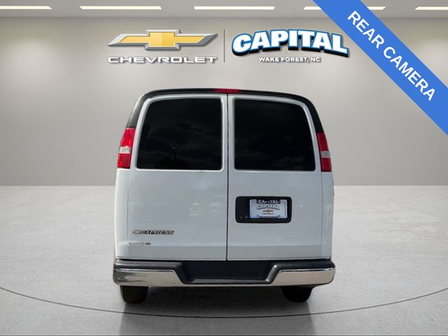 Used 2022 White Chevrolet Work Van image 4