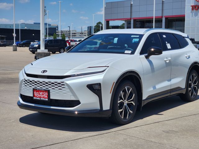 2026 Toyota Crown Signia XLE White at Classic Chevrolet Galveston