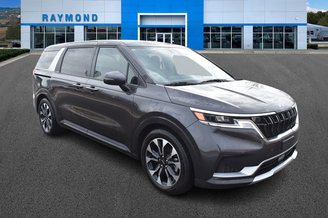 2023 Kia Carnival EX FWD