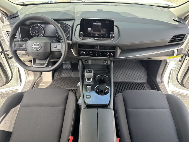 Used 2026 White/off-white Nissan S image 9
