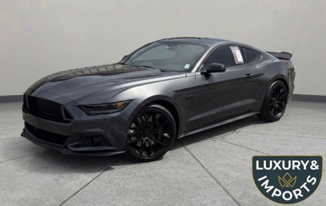 2017 Ford Mustang GT Premium Coupe RWD