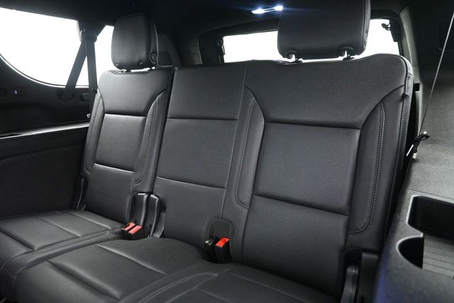 Used 2023 Gray Chevrolet Z71 image 20