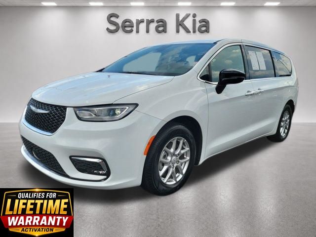 Bright White Clearcoat 2026 Chrysler Pacifica Minivan Front-Wheel Drive 9-Speed Automatic