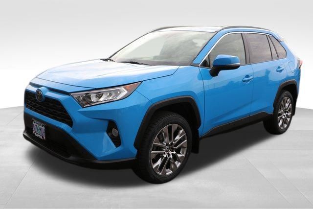 2021 Toyota RAV4 XLE Premium 23