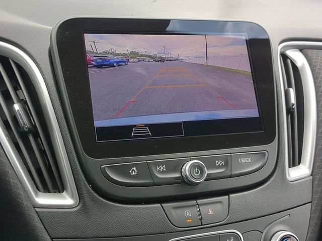 2024 Chevrolet Malibu LT photo