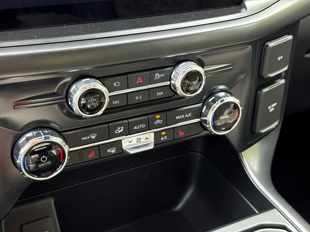 New 2026 White Ford Tremor image 26