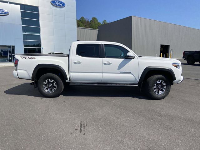 2021 Toyota Tacoma TRD Off-Road 2