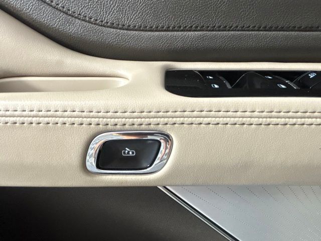 Used 2023 Lincoln Aviator SUV