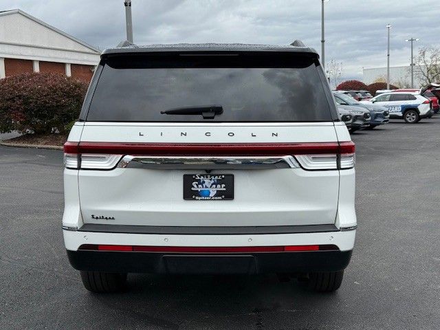 Certified Used 2024 White Lincoln Black Label image 7