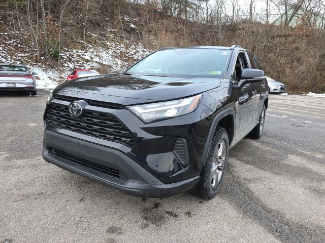 2022 Toyota RAV4 XLE AWD