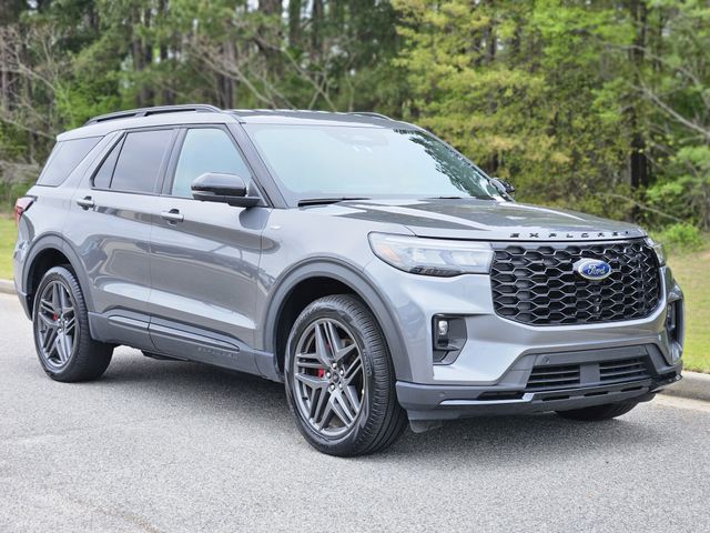 2025 Ford Explorer ST-Line AWD