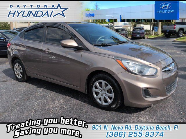 Mocha Bronze 2013 Hyundai Accent Sedan Front-Wheel Drive 6-Speed Automatic Overdrive