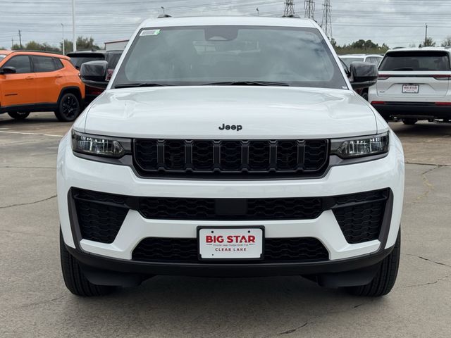 2026 Jeep Grand Cherokee Laredo White/off-white at Big Star Buick GMC