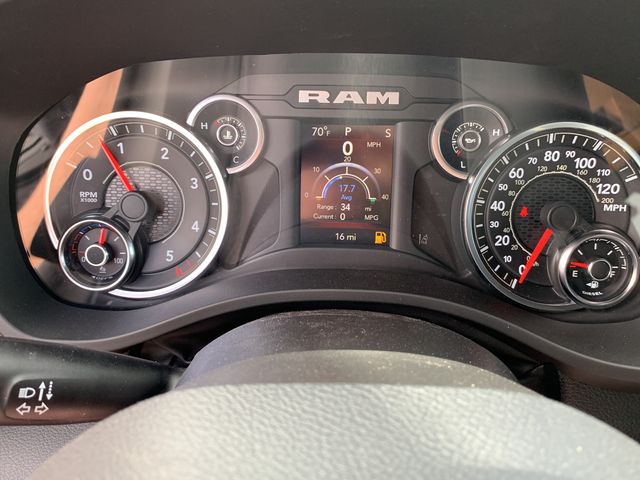 2023 Ram 1500 Big Horn/Lone Star 34