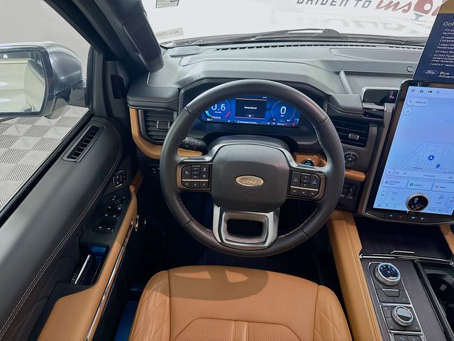 2024 Star White Metallic Tri-Coat Ford Expedition Max Platinum 4X4 SUV