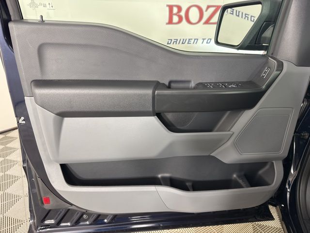 2025 Antimatter Blue Metallic Ford F-150 XL 4X4 Truck