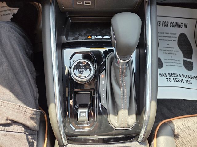 2026 GMC Canyon AT4, 4WD