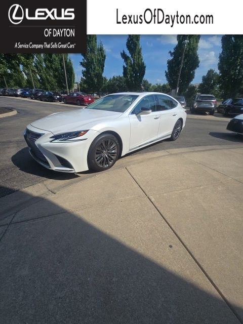 White Pearl 2018 Lexus LS Sedan All-Wheel Drive Automatic