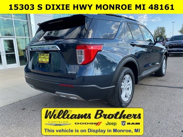 2022 Ford Explorer XLT - Stone Blue Metallic exterior view 5