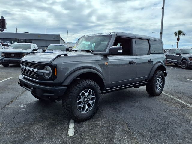 2025 Ford Bronco Badlands photo