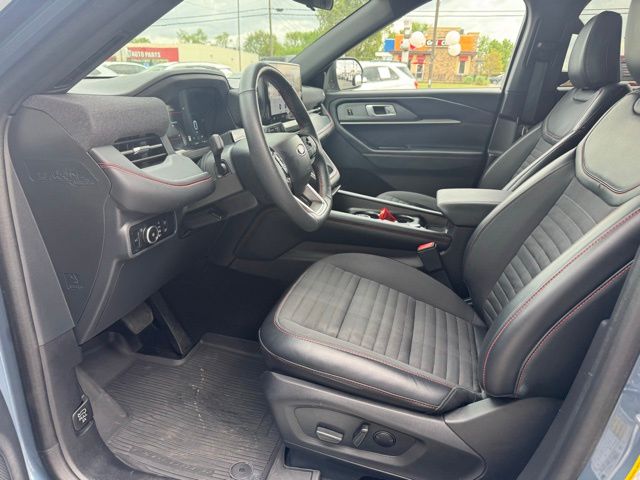 View vehicle photo 7