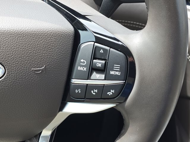 2023 Ford Explorer Platinum:B02247