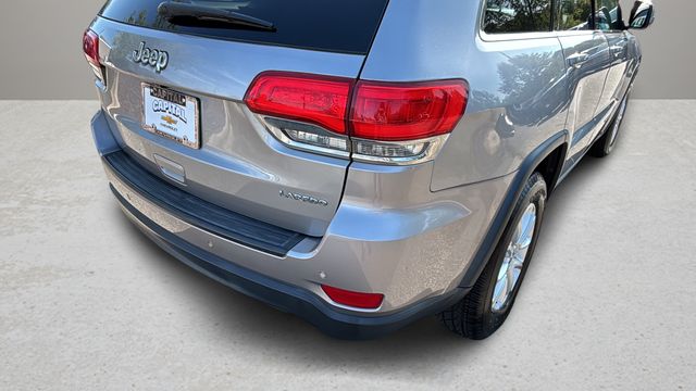 Used 2016 Silver Jeep Laredo image 38