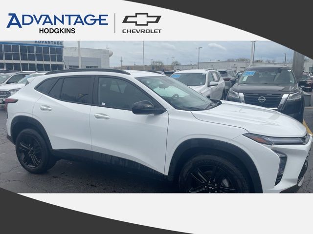 Summit White 2025 Chevrolet Trax Activ FWD SUV / Crossover Front-Wheel Drive Automatic