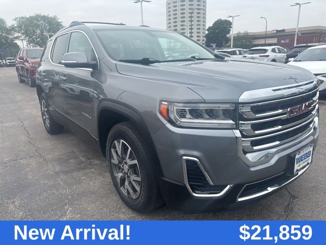 2020 GMC Acadia SLE photo