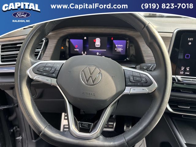 Used 2024 Gray Volkswagen 2.0T SEL Premium R-Line image 25