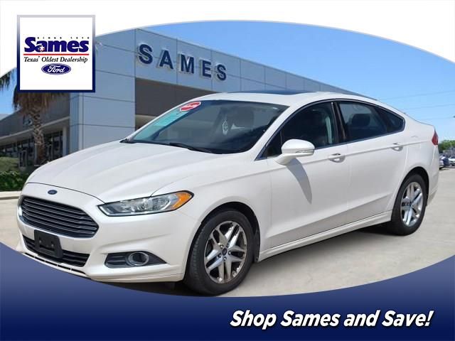 White Platinum Clearcoat Metallic 2013 Ford Fusion SE Sedan Front-Wheel Drive 6-Speed Automatic