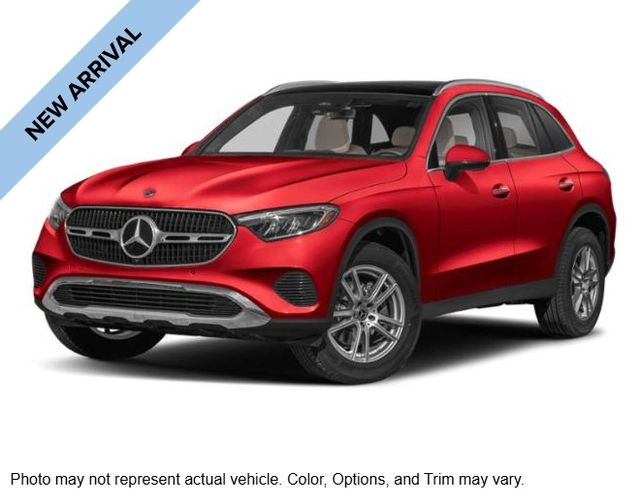MANUFAKTUR Patagonia Red Metallic 2025 Mercedes-Benz GLC 300 4MATIC SUV / Crossover All-Wheel Drive 9-Speed Automatic