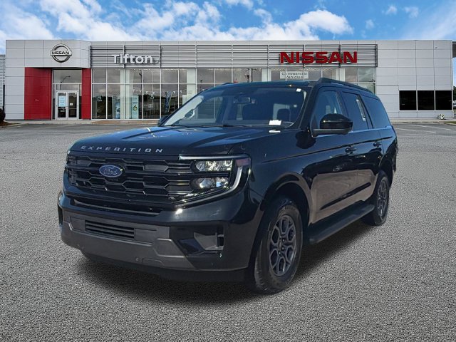 Used 2025 Ford Expedition SUV