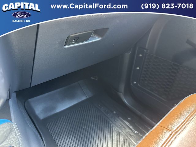 Used 2023 Red Ford Outer Banks image 27