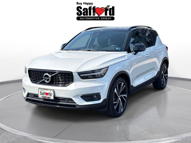 2021 Volvo XC40 R-Design