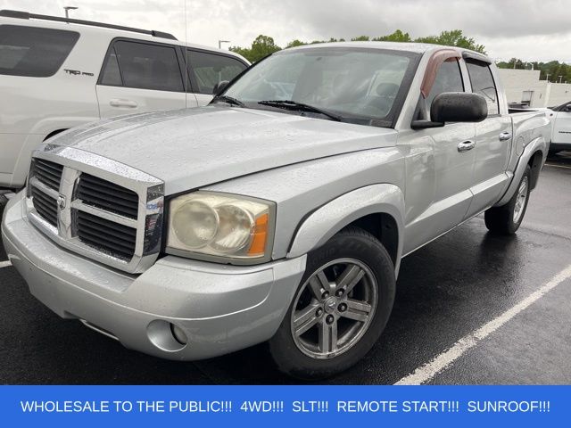 Bright Silver Metallic Clearcoat 2007 Dodge Dakota SLT Quad Cab 4WD Pickup Truck Four-Wheel Drive 5-Speed Automatic