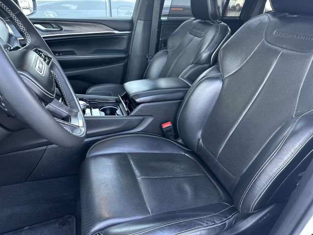 Certified Used 2023 White Jeep Overland image 15