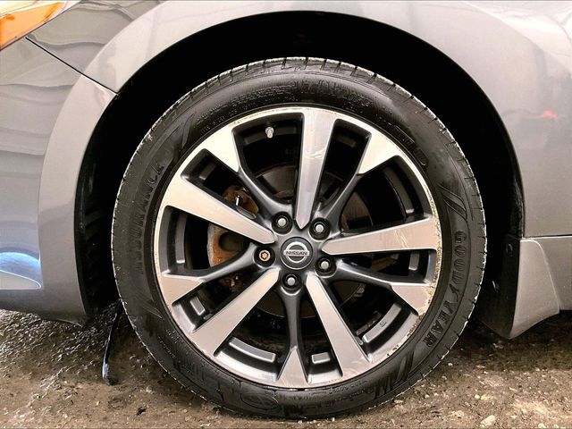 2016 Nissan Altima 2.5 SR Gray at Subaru and VW of Moon Township