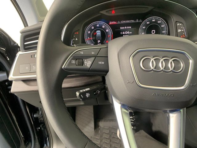 2023 Audi Q7 45 Premium Plus 14