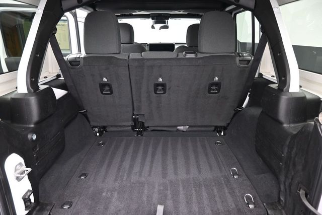 Used 2025 Jeep Wrangler SUV