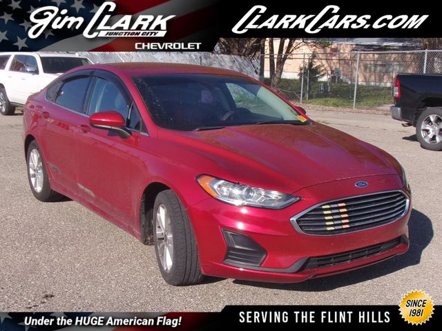 Rapid Red Metallic Tinted Clearcoat 2020 Ford Fusion SE FWD Sedan Front-Wheel Drive 6-Speed Automatic