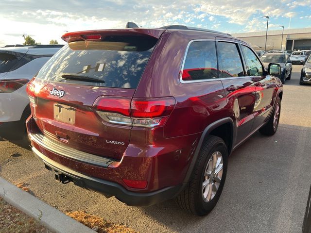 2021 Jeep Grand Cherokee Laredo E 3