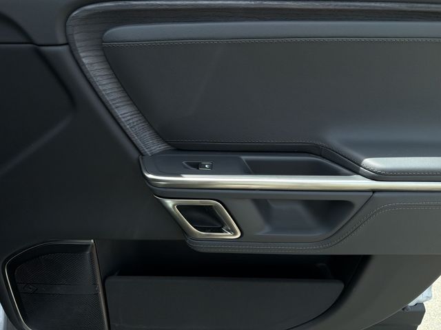 Used 2024  Rivian Adventure image 33